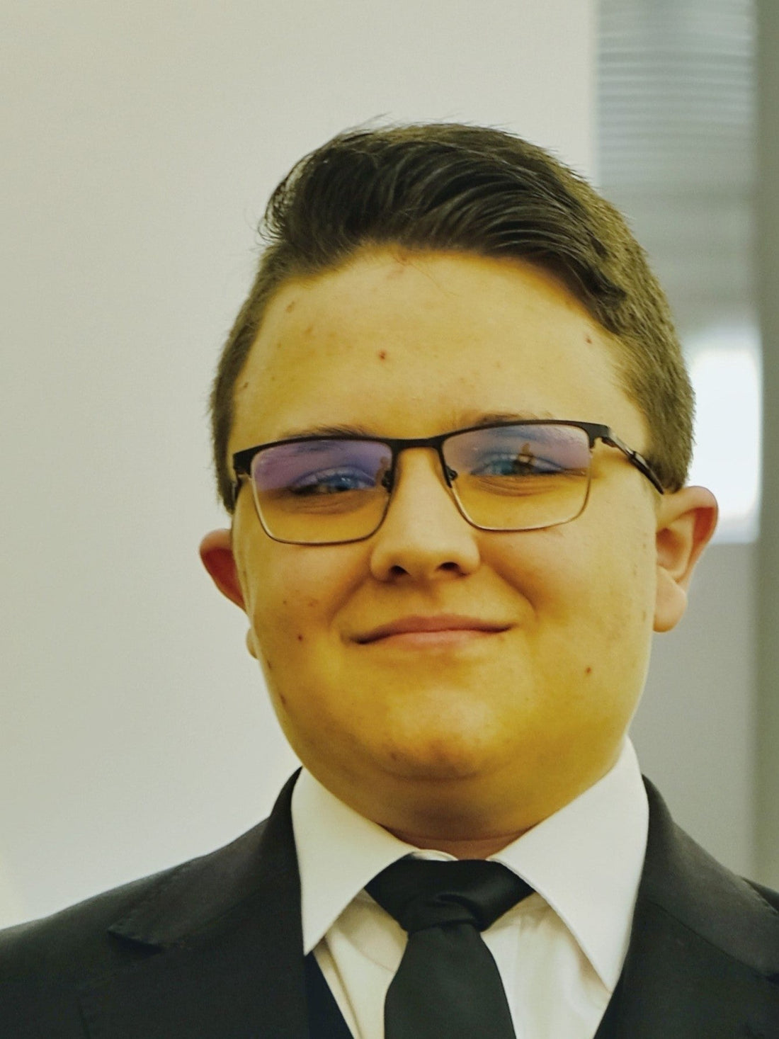 Karácsonyi legátus bemutatkozása
